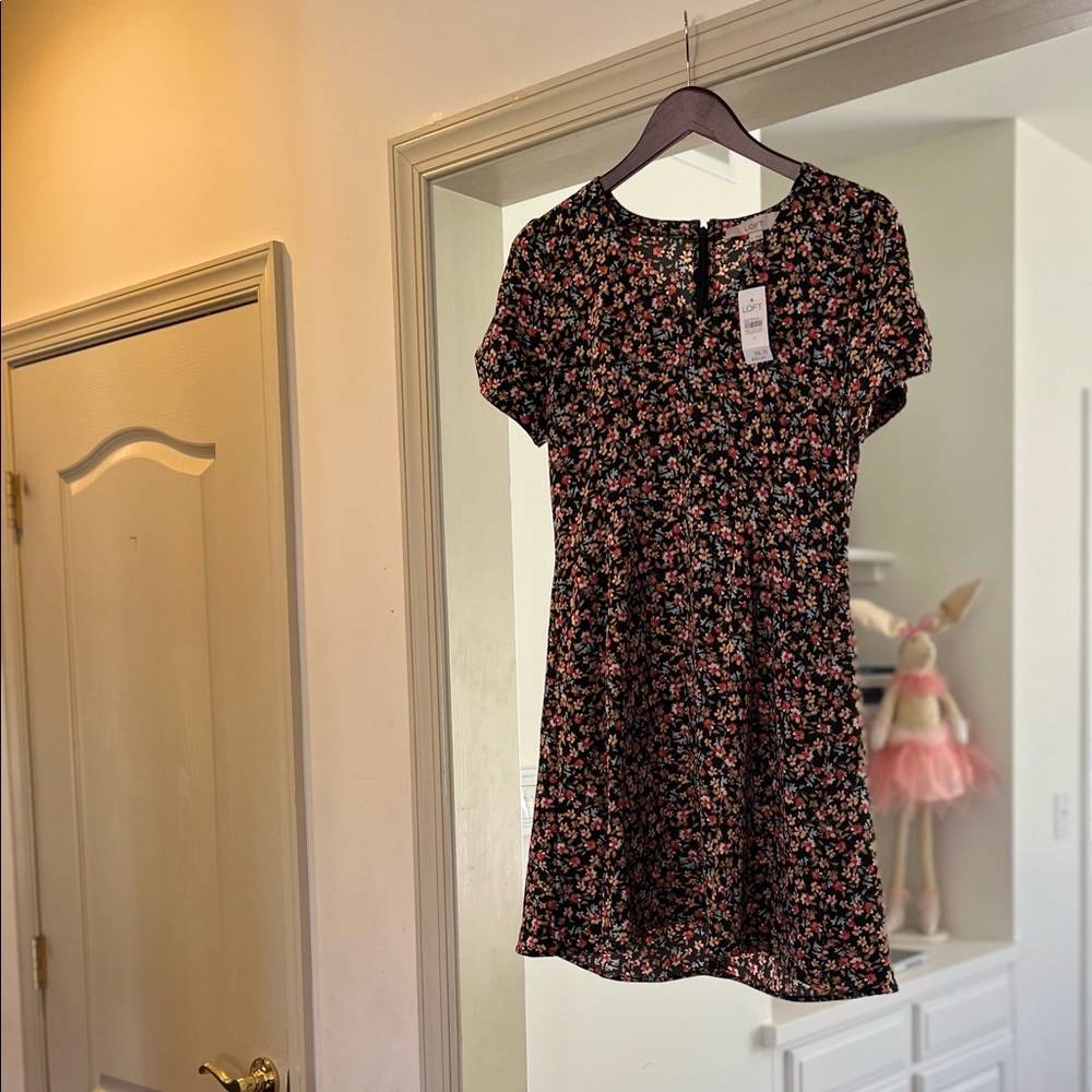 Loft floral sundress, new, size 0.